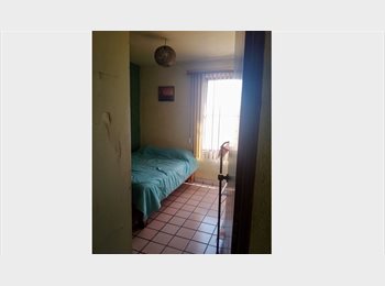 Roomgo MX - Renta habitación amueblada para Mujer, Tlaquepaque - MX$2,950 por mes