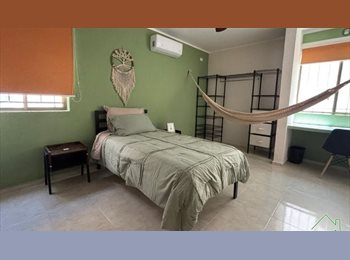 Roomgo MX - Casa Esmeralda: Renta Habitaciones amuebladas con baño privado, Mérida - MX$8,400 por mes