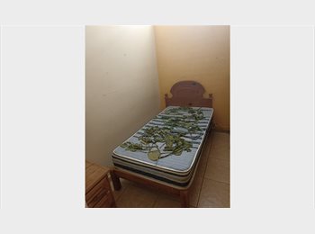 Roomgo MX - Recamara Amueblada, Aguascalientes - MX$3,002 por mes