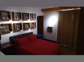 Roomgo MX - Rento habitación a mujer joven estudiante o profesionista, Coyoacán - MX$12,000 por mes