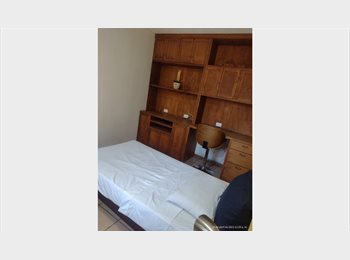 Roomgo MX - Habitación para señorita profesionista, Querétaro - MX$3,850 por mes