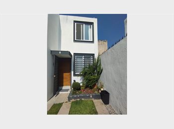 Roomgo MX - Zapopan. Habitación estudiante mujer, Zapopan - MX$4,500 por mes