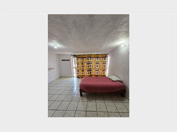 Roomgo MX - Habitación en renta para mujeres estudiantes – Guadalajara, Guadalajara - MX$3,000 por mes