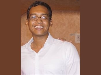 Roomgo MX - Roberto - 28 - Guadalajara