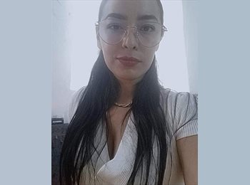 Roomgo MX - Laaura - 29 - México - D.F.