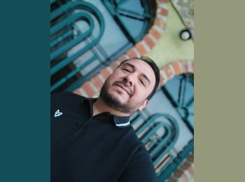 Roomgo MX - Victor Corona - 39 - Morelia