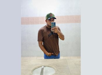 Roomgo MX - Iván  - 24 - Querétaro