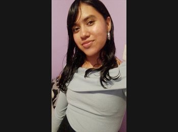 Roomgo MX - Claudia Salazar Quintero  - 18 - Monterrey