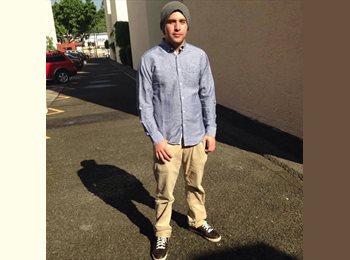 Roomgo MX - Adrián - 38 - Cuernavaca