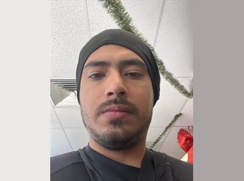 Roomgo MX - Josue  - 27 - Guadalajara