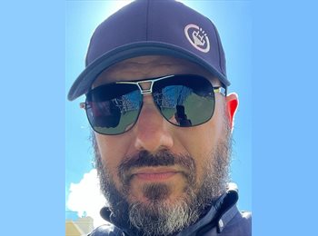 Roomgo MX - Arturo - 40 - Monterrey