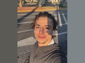 Roomgo MX - Leo  - 24 - Zapopan