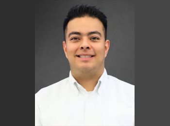 Roomgo MX - Edmundo - 39 - Saltillo