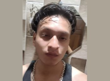 Roomgo MX - Leonardo Elizarraraa - 25 - Querétaro