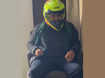 Roomgo MX - Joss - 22 - Salamanca