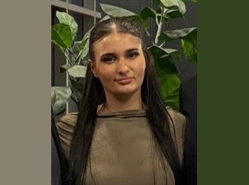 Roomgo NZ - Julia - 23 - Queenstown