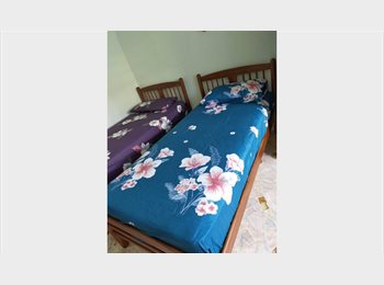 Roomgo SG - Ang Mo Kio Avenue 5, near Yio Chu Kang MRT, Common Room, for rent, Yio Chu Kang - $900 pm