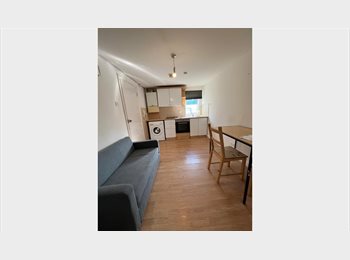 Roomgo UK - Amazing1 bedroom flat to let in the heart of Hoxton, London N1., Shoreditch - £1,600 pcm