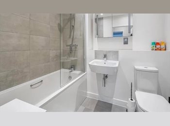 Roomgo UK - Double Bed room in gated community, Burnt Oak - £950 pcm