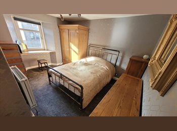 Roomgo UK - Double bedroom available for rent, Dunfermline - £600 pcm