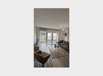 Roomgo UK - Stunning Furnished Apartment in Brindley Place with Top Amenities, Jewellery Quarter - £700 pcm