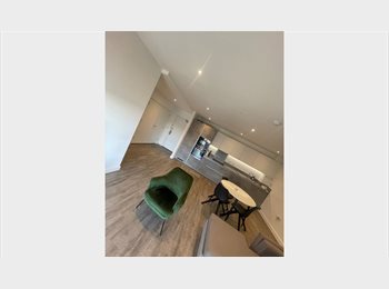 Roomgo UK - Ensuite Double Bed  Room in Stunning New Build, Barking - £1,200 pcm