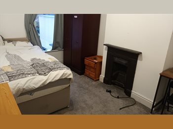 Roomgo UK - DOUBLE ROOM TO LET IN GRIMSBY, Grimsby - £395 pcm