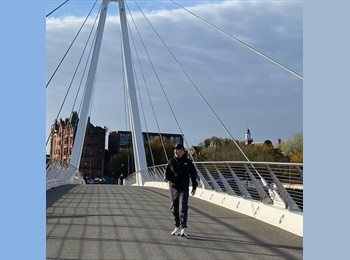 Roomgo UK - Mark - 54 - Glasgow