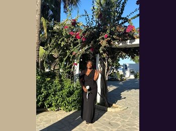 Roomgo UK - Rianne - 28 - Shepherds Bush