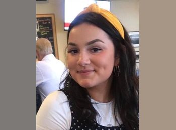 Roomgo UK - Ellicia  - 23 - Southend-on-Sea