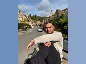 Roomgo UK - Jonathan Pacheco - 35 - Church End