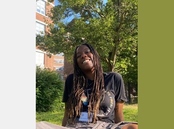 Roomgo UK - Sadiyah - 26 - Charing Cross