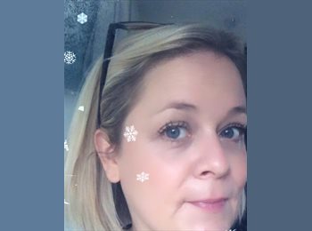 Roomgo UK - Claire McGinty - 51 - Chinese Quarter