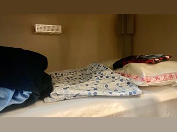 Roomgo US - Shared room with great roommates in film & Music. Available Now!, Financial District - $645 pm