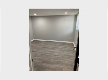 Roomgo US - $800 Room for Rent (Private Bath) 1212 Sherwood Ave, Idlewood - $800 pm