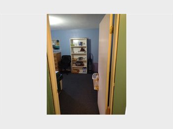 Roomgo US - Roommate wanted, Nashua - $1,000 pm