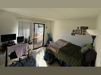 Roomgo US - Bedroom with unattatched private bathroom available in Berkeley Columbia cout, Irvine - $1,635 pm