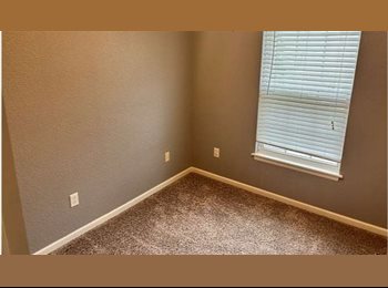 Roomgo US - Room for rent in quiet culdesac, Nashua - $575 pm