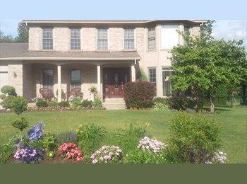 Roomgo US - Private Bath + Cozy Second Floor Bedroom in Single-Family Home, Commerce Charter Township - $800 pm