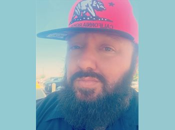 Roomgo US - Nicholas - 43 - Fair Oaks