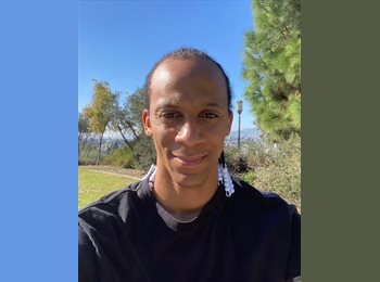 Roomgo US - Nabil - 36 - Los Angeles