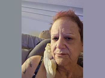 Roomgo US - Elaine - 77 - Las Vegas