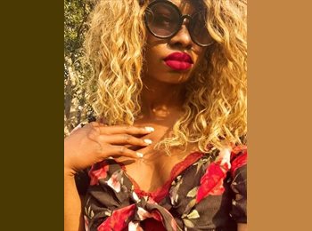 Roomgo US - Téejah  - 39 - Monterey Bay