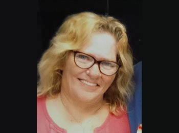 Roomgo US - Zena - 50 - Tacoma