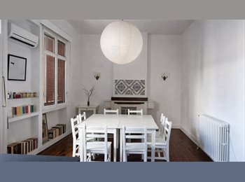 Roomgo AR - Habitaciones para chicas estudiantes – Zona Av. 9 de Julio, Buenos Aires - AR$ 500.000 pm