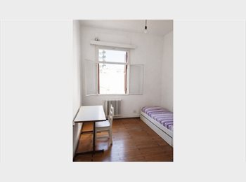 Roomgo AR - Habitaciones para chicas estudiantes – Zona Av. 9 de Julio, Buenos Aires - AR$ 450.000 pm