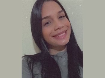 Roomgo AR - Rubia - 29 - Buenos Aires