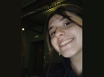 Roomgo AR - Juanita - 18 - Mendoza