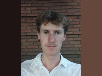 Roomgo AR - Charlie - 20 - La Plata