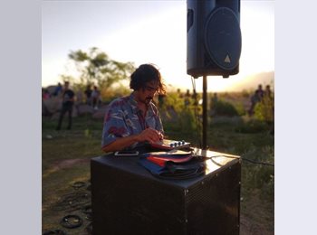 Roomgo AR - Felipe - 32 - San Juan